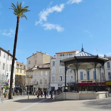Cours Massena 1 Appartement *